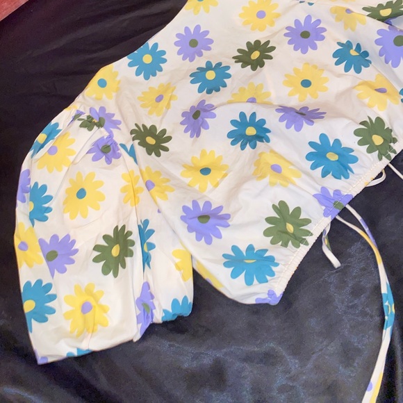 ✨2for22$ Floral puff sleeve top - Picture 4 of 5